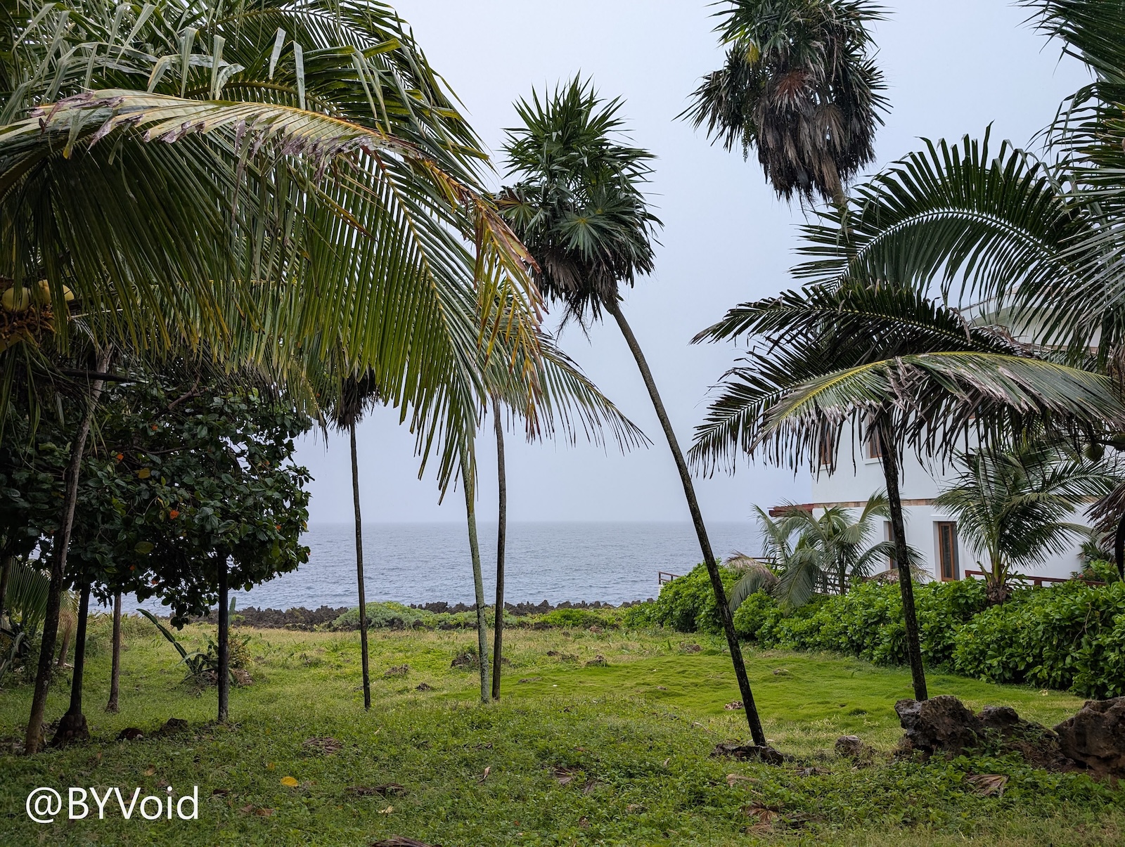羅阿坦島西部別墅區
